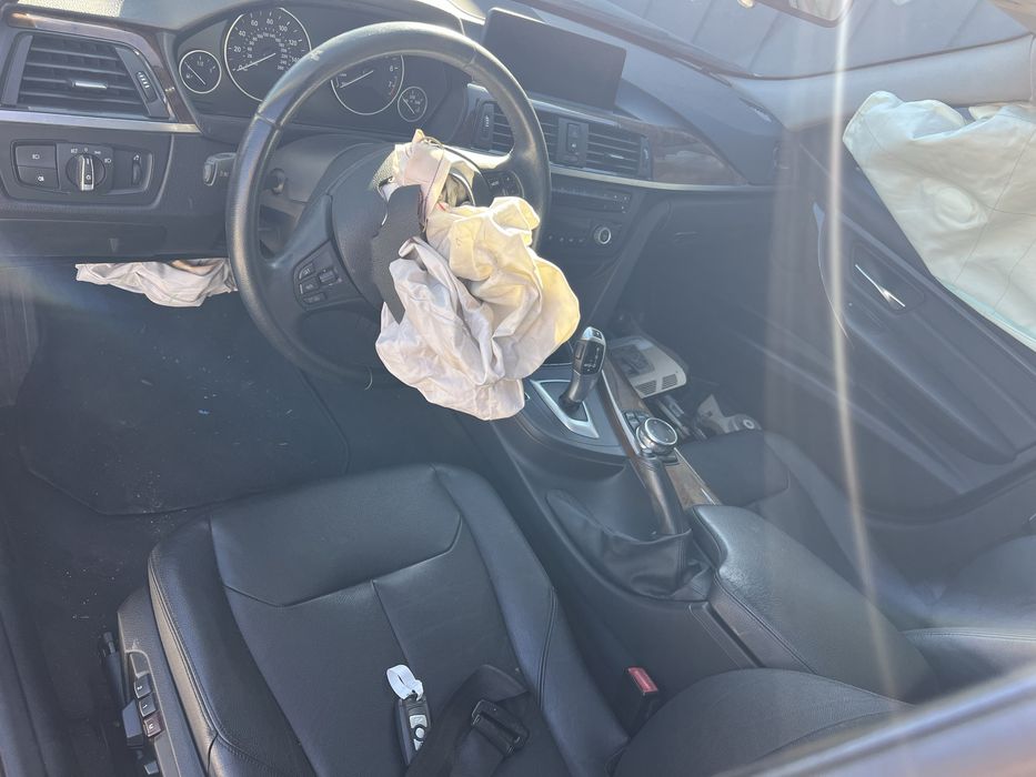 Dezmembrez Bmw F30 320i N20