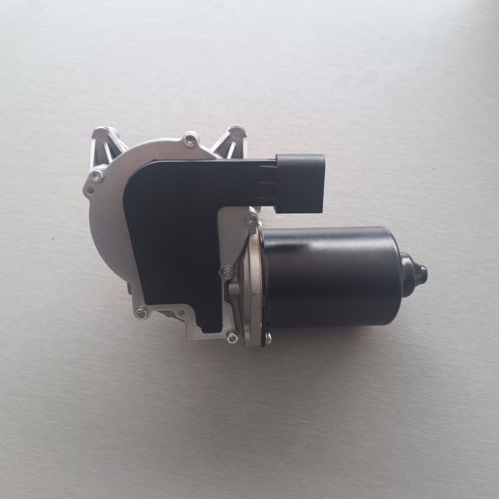 НОВО С ГАРАНЦИЯ,Моторче за чистачки BMW E60 E61 E63 E64 Magneti Marelli