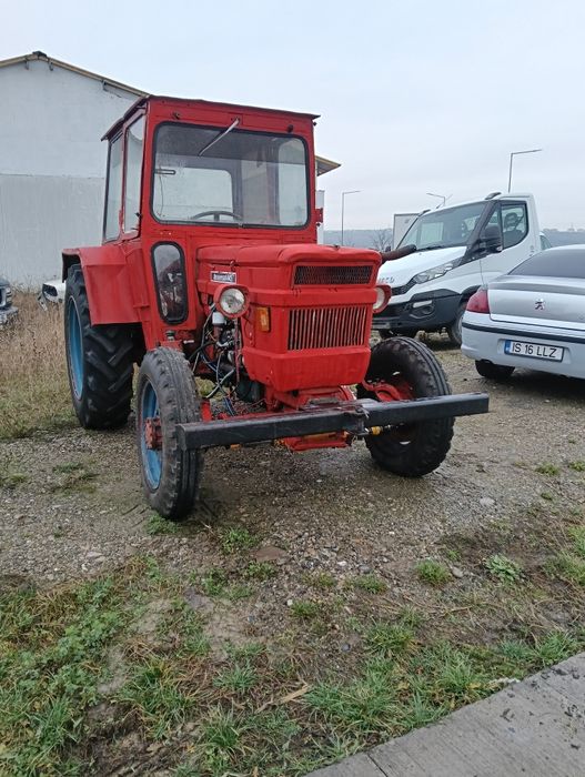 Tractor U445  4x4 Dt