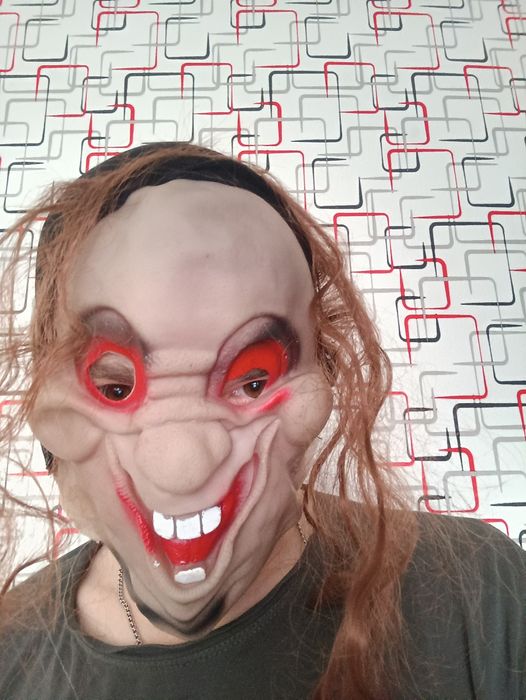 Маска маскарадная