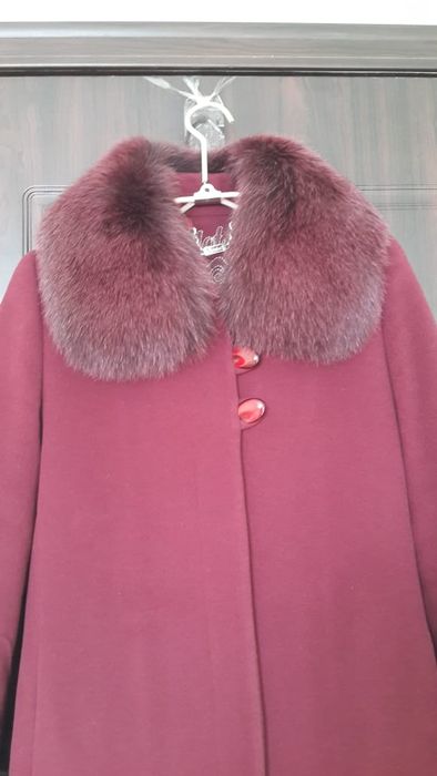 Продам зимнее пальто