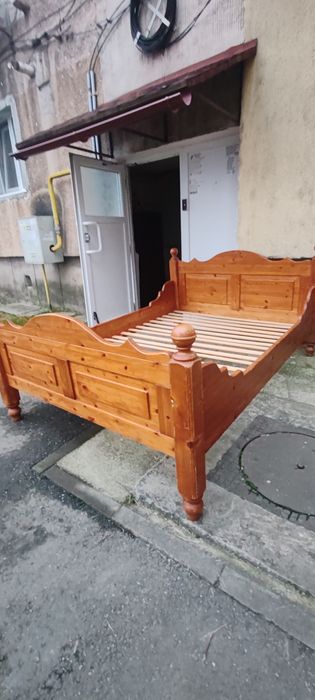 Dormitor lemn 140×200