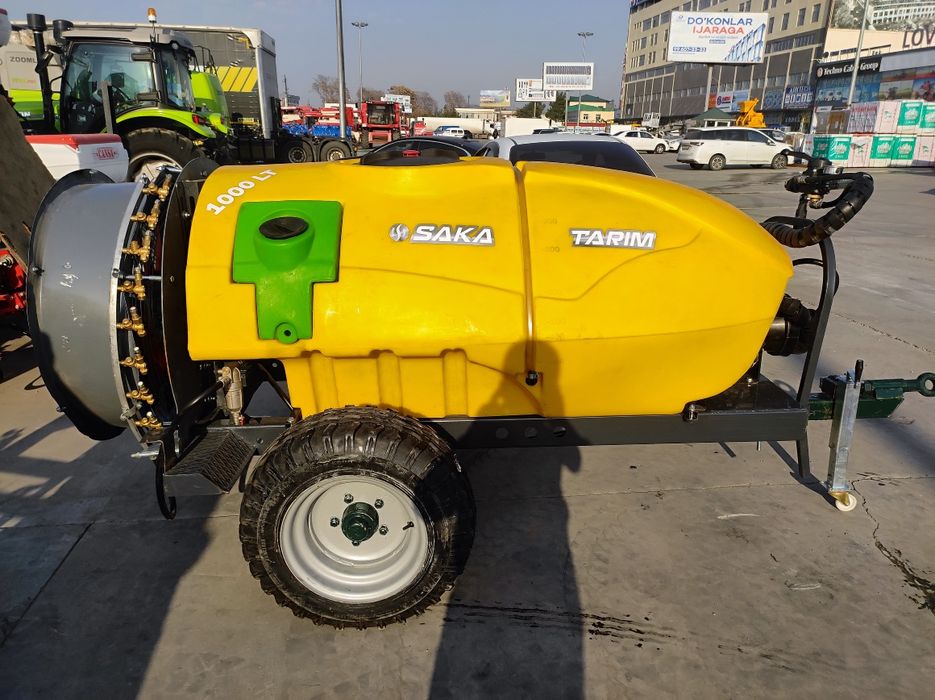 Опрыскиватель садовый прицепной 1т