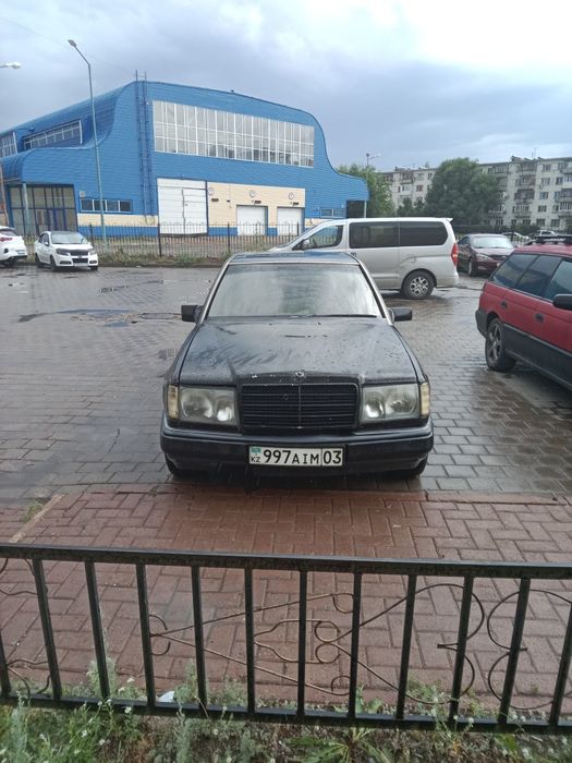 Продам Мерседес 124