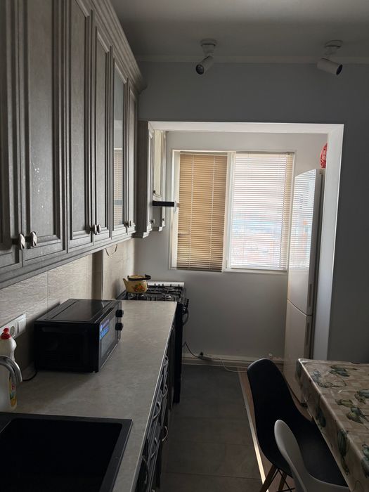 Сдаю свою 3-х комнатную квартиру в центре