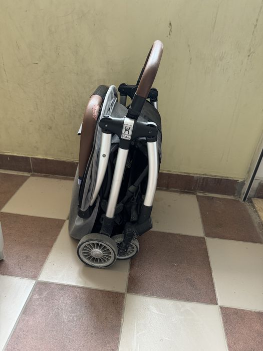 Коляска детская 7 кг…..