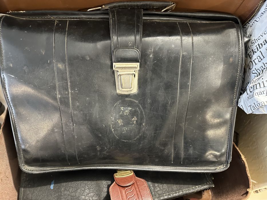 Продам чемоданы и сумки