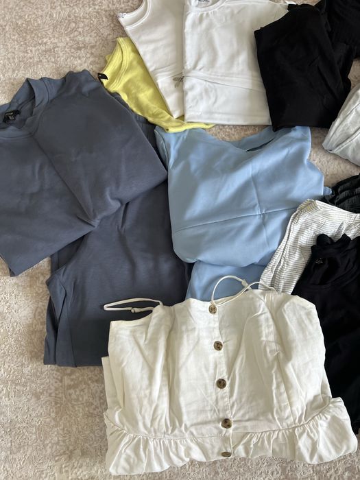 Вещи для беременных и кормящих