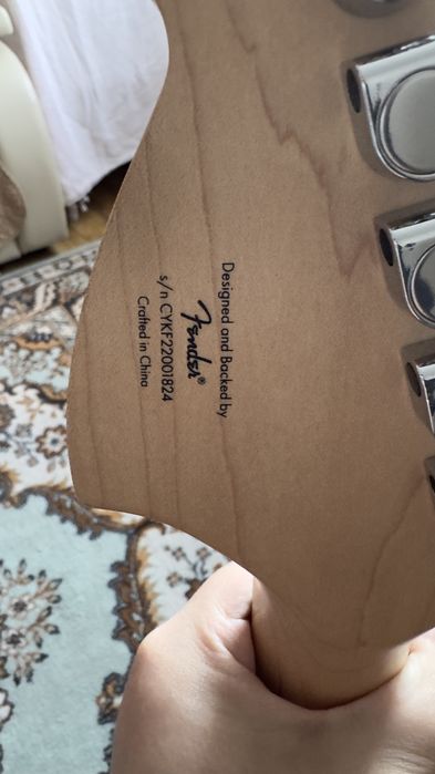 Продаю гитару Squier Affinity Stratocaster HSS и комбоусилитель