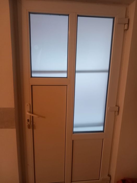 usi termopan si lemn