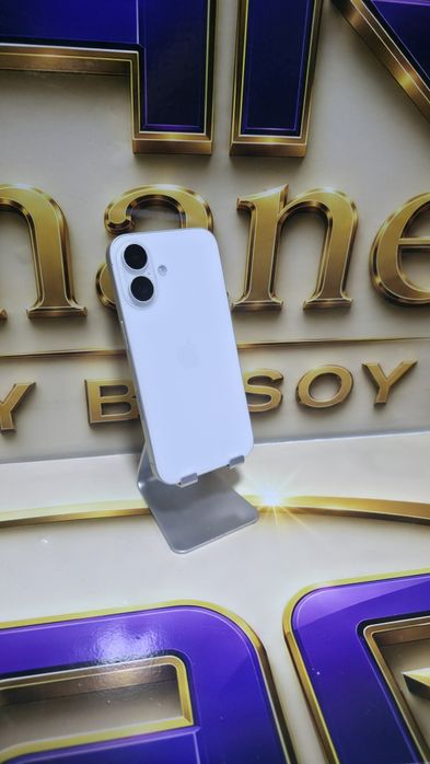 iPhone 16 White 5G 128GB Baterie:100% Schimbată.