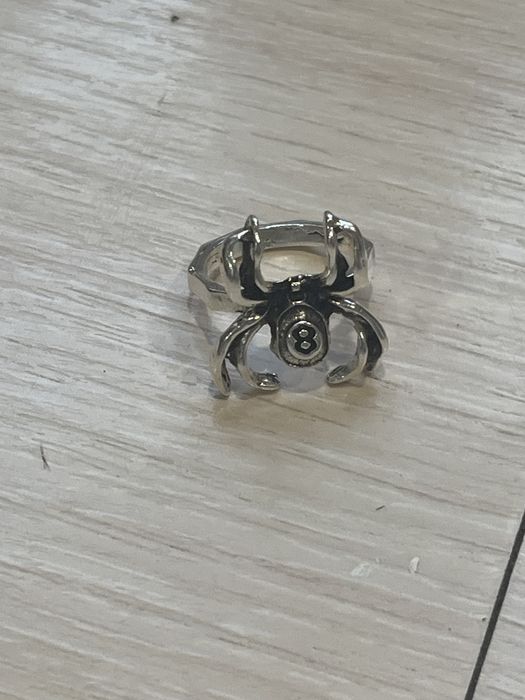 кольцо в форме паука