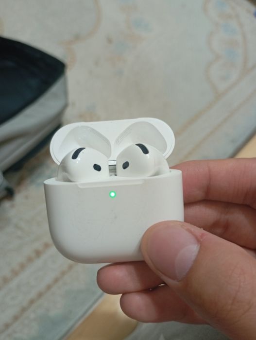 AirPods 4 базовые