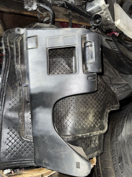 Дверные карты от камри 30