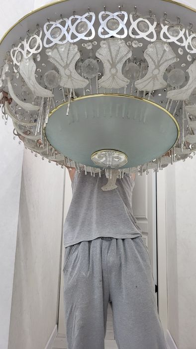 Люстра большая .