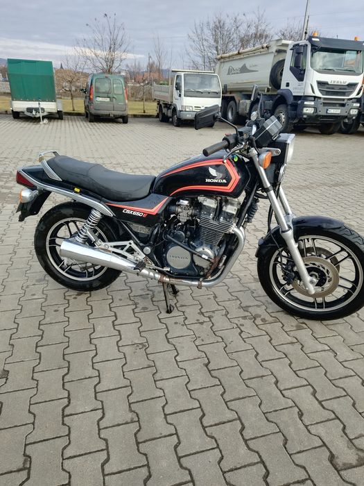 Honda cbx 650cc.din.anul.1988