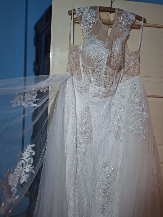 Rochie de mireasa noua