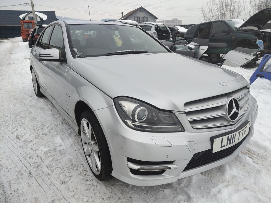 Piese bara AMG trager radiatoare bot geam ecu Sam Mercedes w204 2011