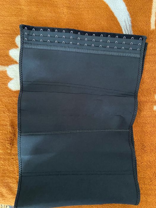 Vând centură pentru slăbit și corset modelator