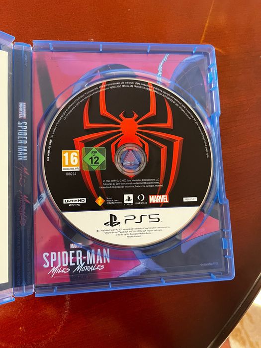 Человек паук. Майлз Моралес