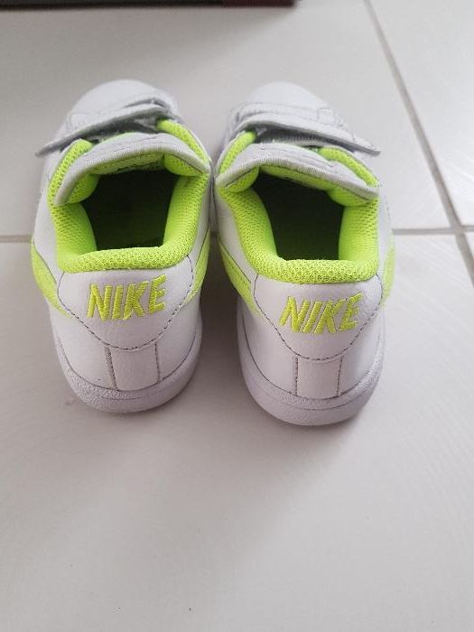 Маратонки Nike