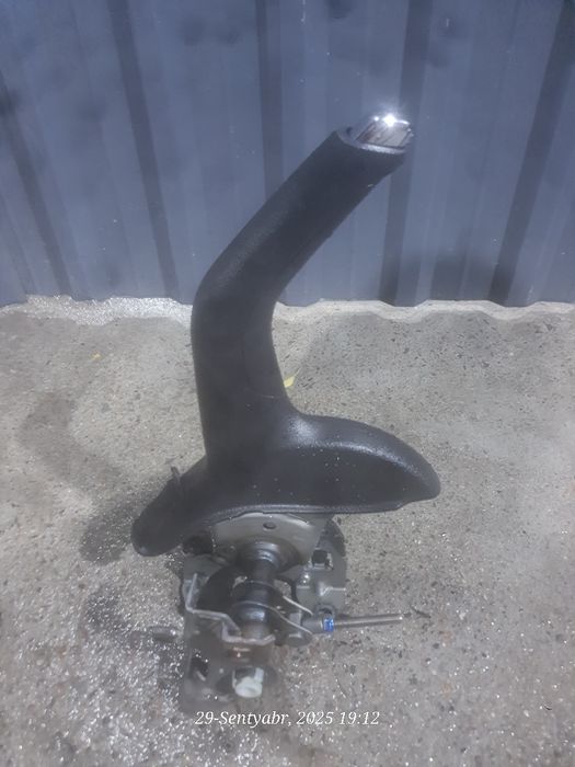 Кобалт бар подголовник ручной сотилади  холати яхши