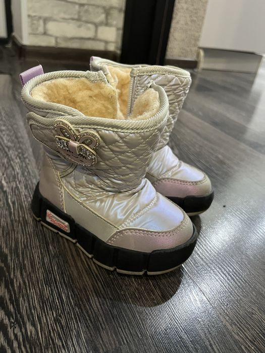 Обувь для девочки размер 20-23