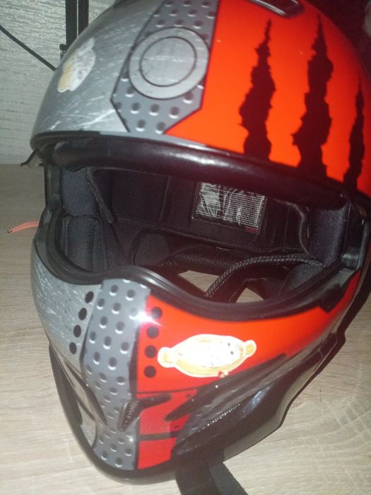 Продам мото шлем