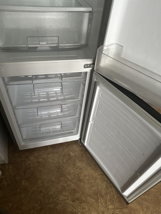 Продается бу Холодильник