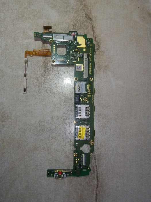 Продам материнская плата от телефона HUAWEI Y3