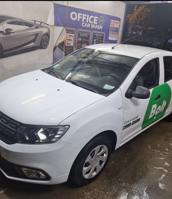 Închirieri auto Uber Bolt