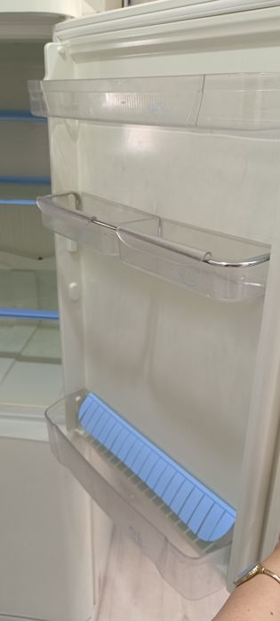 Продам холодильник рабочий