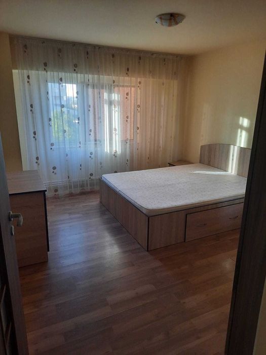 Apartament 2 camere de închiriat