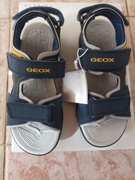 Geox нови N29 сандали