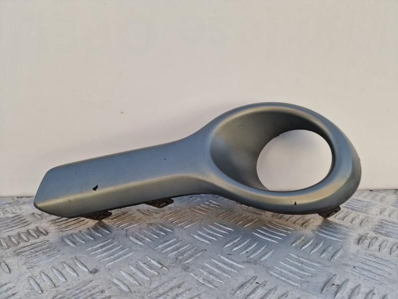 Grila proiector stanga Opel Agila B