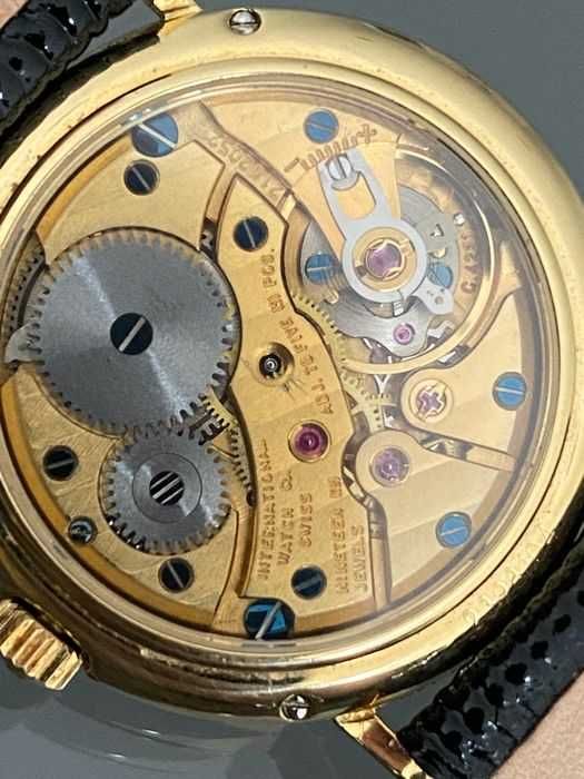 IWC - Schaffhausen Portofino 18K GOLD - 120 Years
Anniversary