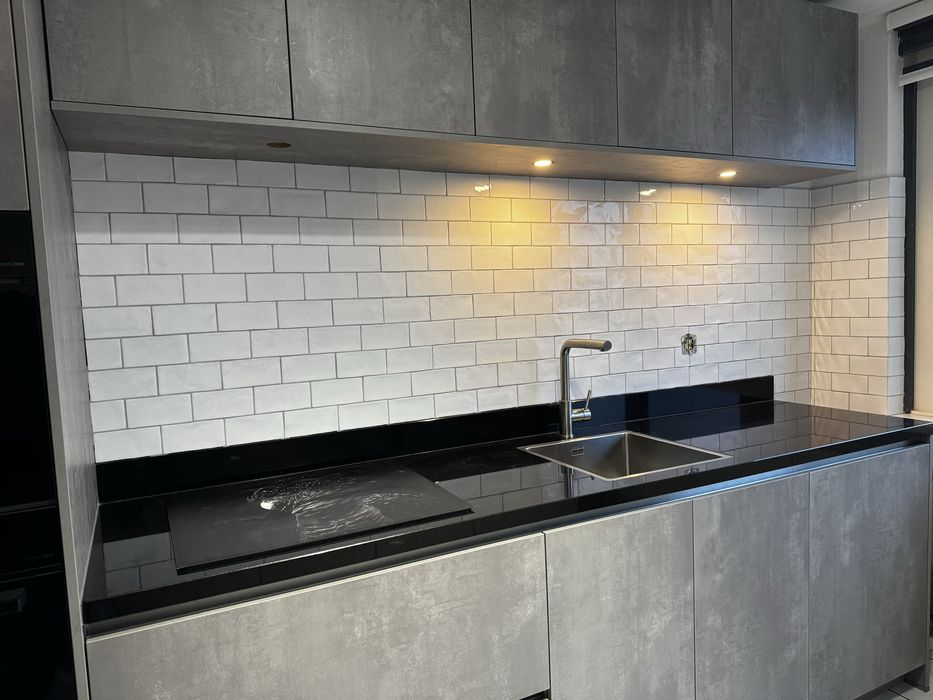 Кафельщик, плиточник