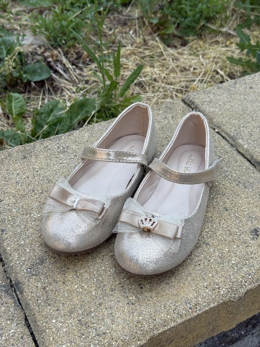 Детски обувки за момиче пантофки