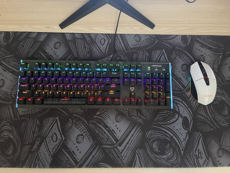 Se vinde PC de Gaming cu Periferice