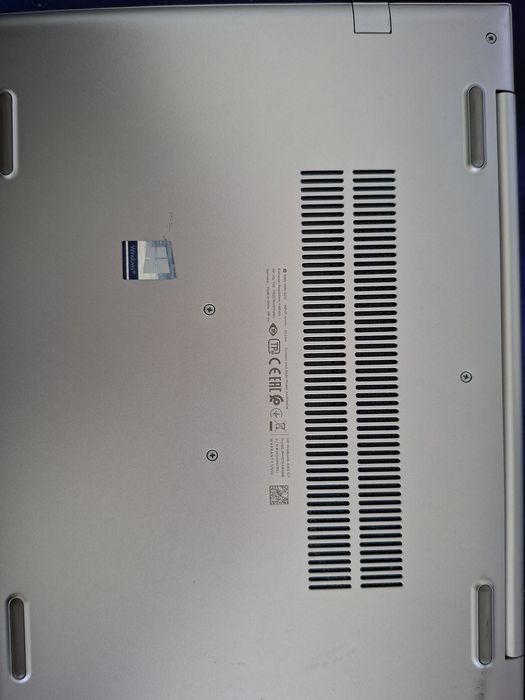 Laptop HP G7 440 Probook CPU i7 10510U  32 gb Ram  SSD 512 gb