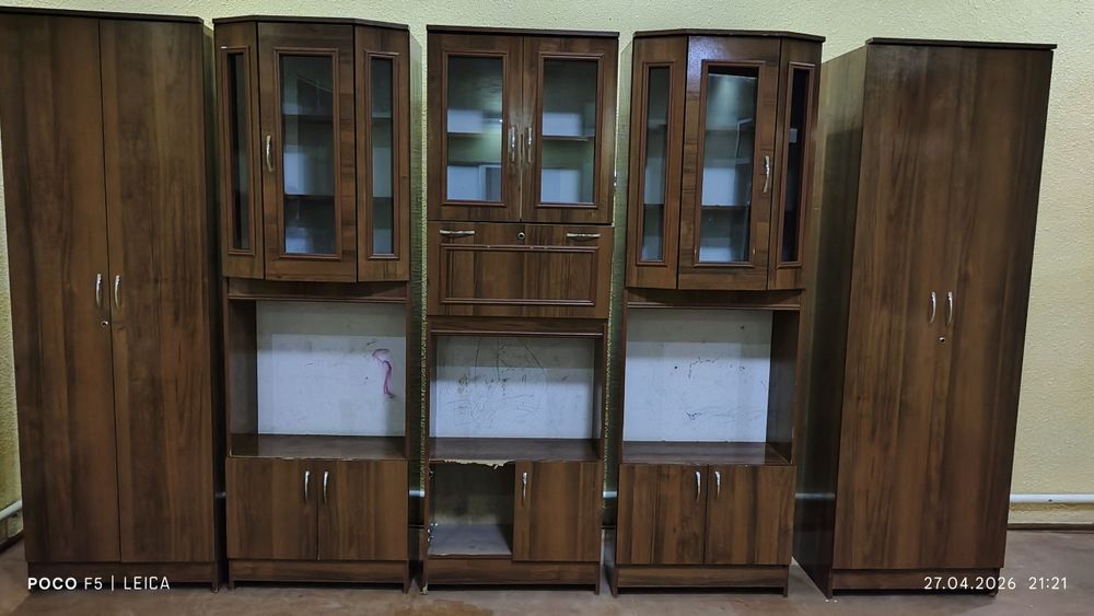 Shkaf mebel sotiladi