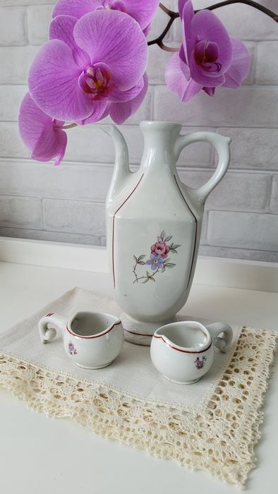 Порцеланови кратунки/ 1955 година