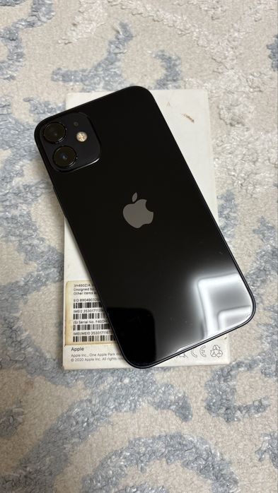 Айфон 12 мини в хорошом