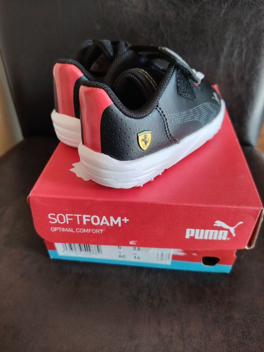 Adidași noi Puma băiețel