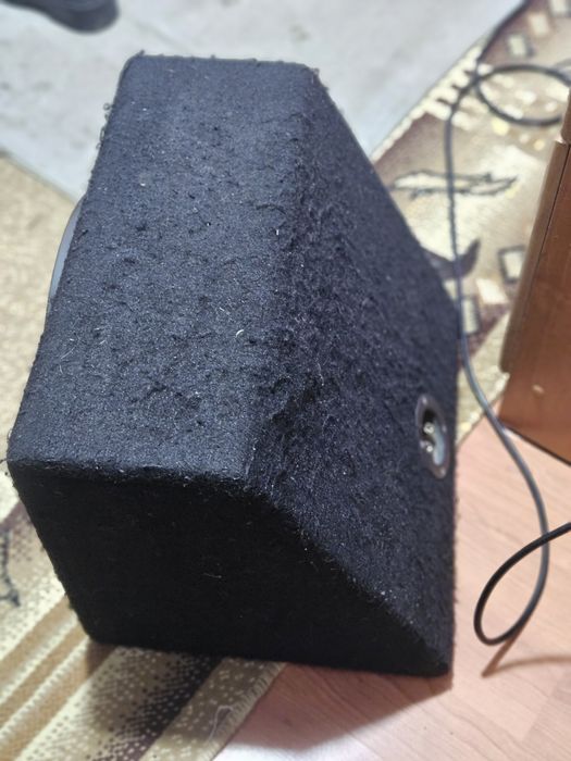 Продам  саб-ву-фер  для авто рабочий