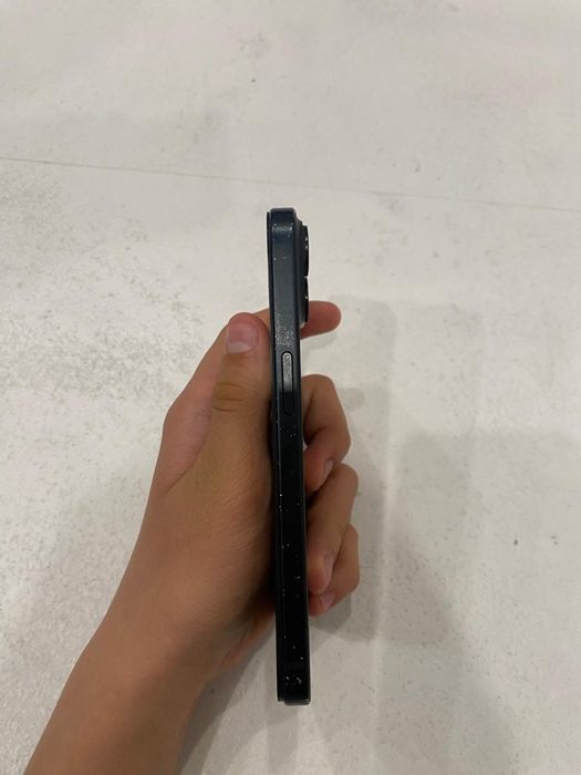 IPhone 15(айфон 15)