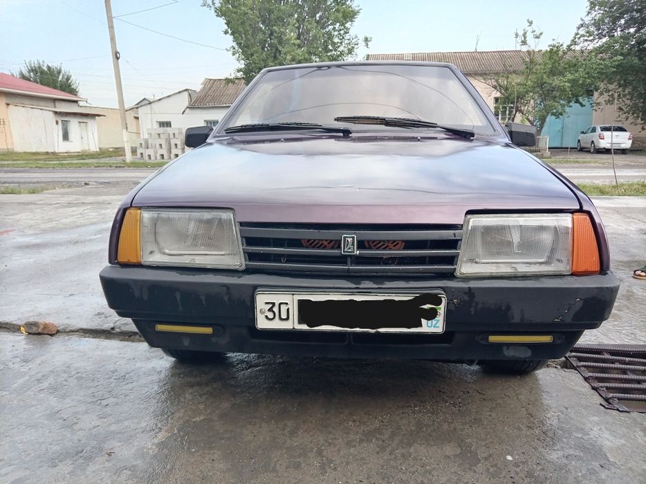 Vaz 2109 sotiladi