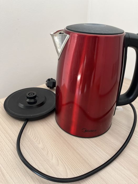 Продам электрический чайник