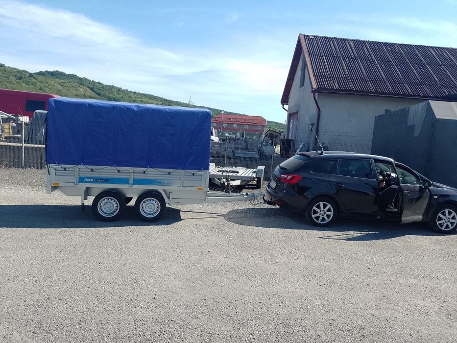 Vând remorcă cu două axe