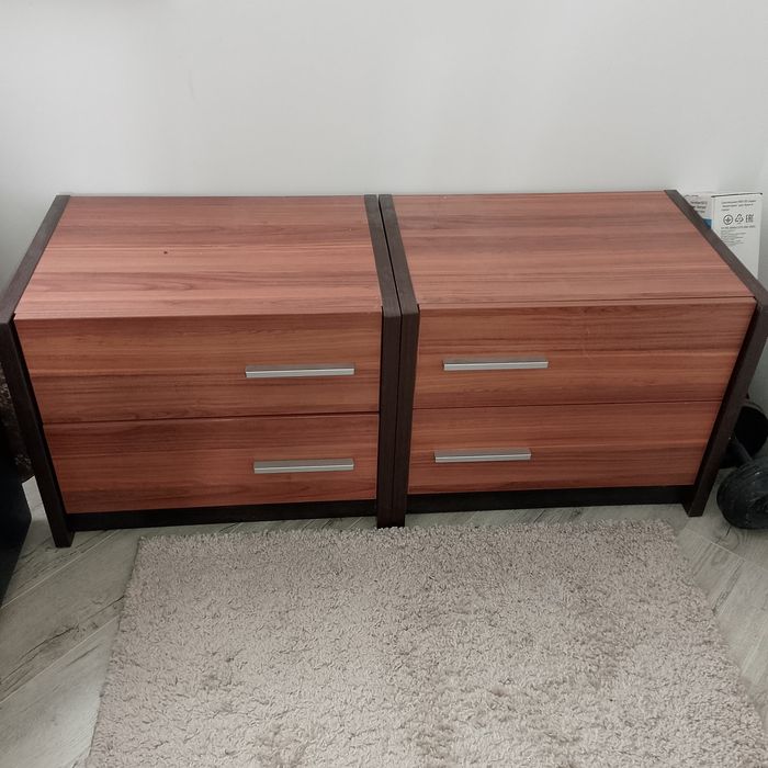 Продам кровать и тумбы